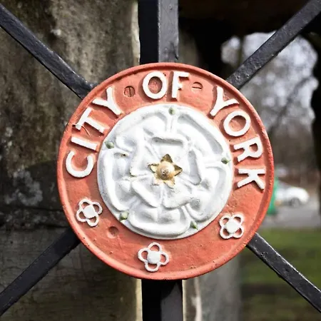 5 Nelson Street Stylish 2-bed Near The Centre - Pass The Keys 別荘 ヨーク