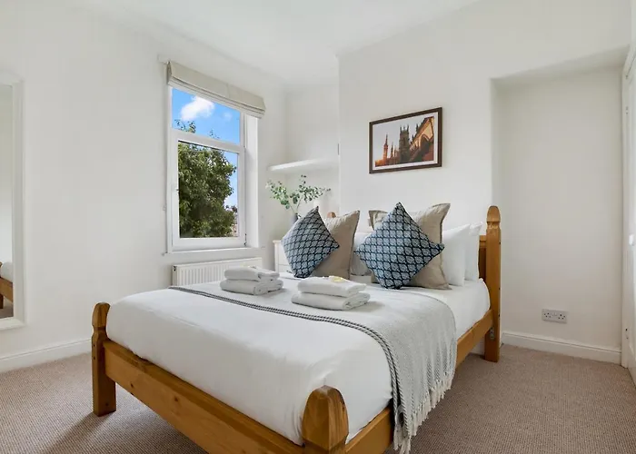 5 Nelson Street Stylish 2-bed Near The Centre - Pass The Keys Casa vacanze