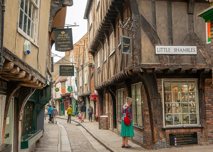 5 Nelson Street Stylish 2-bed Near The Centre - Pass The Keys *